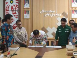 Pemkab Pulang Pisau Teken MoU untuk Penguatan SDM dan Lingkungan Berkelanjutan