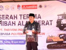 Bupati Tanah Bumbu Apresiasi Hibah Alat Berat untuk Politeknik Batulicin