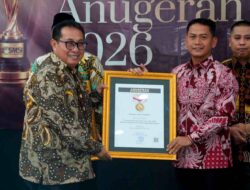 Komitmen Bangun Sinergi dengan Media, H. Muhammad Yamin Terima Penghargaan Sahabat Pers