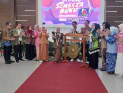Semesta Buku Banjarmasin 2026 Resmi Dibuka, Bunda Literasi Kalsel Ajak Tingkatkan Indeks Literasi