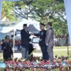 ‎Ketua DPRD Kalsel Serahkan Penghargaan kepada Kapolda Kalsel ‎