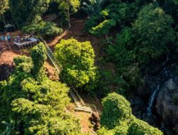 Aksel OTW Ajak Sobat Aksel Jelajahi Pesona Air Terjun Bajuin Tanah Laut