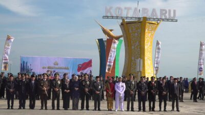 Apel Hari Bhayangkara ke-80 di Siring Laut, Pemkab Kotabaru Dorong Kolaborasi TNI-Polri dan Masyarakat