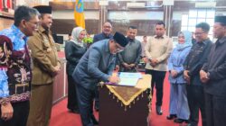 DPRD Kotabaru Sahkan Dua Perda, Soroti Realisasi APBD dan Penguatan PAD
