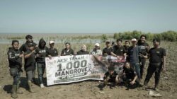 Trio Motor Tanam 1.000 Mangrove Demi Pesisir Lestari