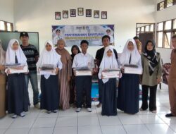 Ribuan Siswa SMP di HST Terima Bantuan Seragam Sepatu Gratis, Hemat Rp500 Ribu