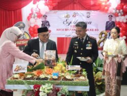 Syukuran Hari Bhayangkara ke-80, Pemkab HST Bersama Polres Galakan Siskamling