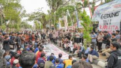 DPRD Kalsel Terima Aspirasi BEM, Kritisi Karhutla dan BBM