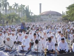 Doa Turun Hujan di Tengah Kemarau, Supian HK Hadiri Salat Istisqa