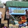 Krisis Air Bersih Akibat Kemarau, Polres HST Bersama PDAM Bantu Warga Bulayak