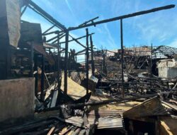 Kebakaran Dini Hari Gegerkan Warga Kelayan B, Dua Rumah dan Bedakan Terbakar