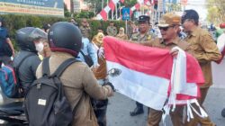 Semarak Kemerdekaan, Pemkot Banjarmasin Bagikan 7.000 Bendera Merah Putih