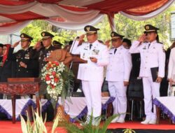 Bupati Samsul Rizal Pimpin Upacara Peringatan HUT ke-81 RI di Taman Dwi Warna