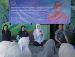 Desy Ajak Warga Peduli Perempuan dan Anak