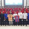 Siap Harumkan Nama Banua, Wali Kota Lepas Tim Soeratin U-13 Wasaka Indonesia