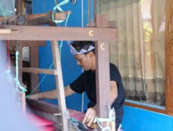 Produksi Meningkat, Tenun Pagatan Tanah Bumbu Tembus Pasar India dan Inggris