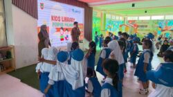 Kenalkan Literasi Sejak Dini, Puluhan Siswa TK Kunjungi Perpustakaan Palnam