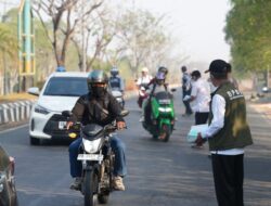 Kabut Asap Karhutla Menyelimuti Tanbu, Pemkab Bagikan Masker Gratis