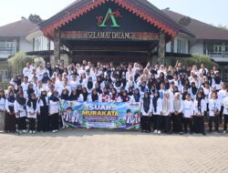 105 Murid Berprestasi Diapresiasi Pemkab HST Ikuti Study Tour Gratis